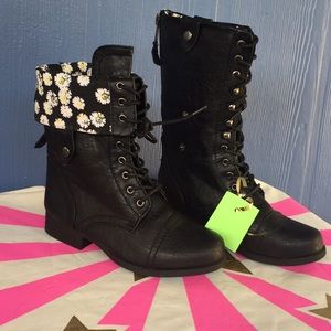 Black Combat Boots Size 6
